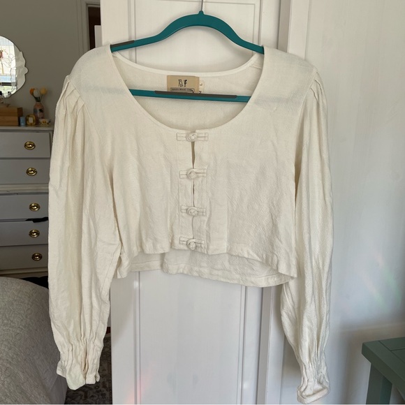 Fashion Brand Company Tops - Fashion Brand Company Off-White Long Sleeve Pirate Shirt M/L